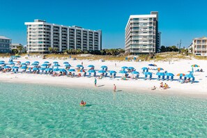 Beach nearby - Violet Sands Gulf Front 2 Bedroom with Multiple Pools (Miramar Beach)