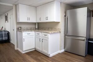 Interior - Pleasant Valley Cozy Hideaway (East Earl)