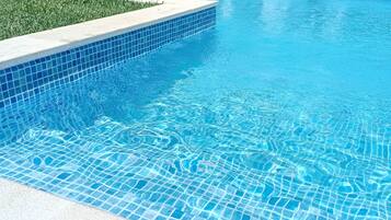 Villa, 4 camere da letto, accessibile ai disabili, fumatori | Piscina | Piscina coperta