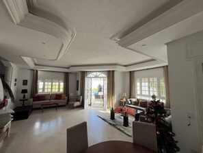 Villa, 4 Bedrooms, Accessible, Smoking | Living room - Charming 600sqm Villa With a Large Garden & Pool (La Soukra)