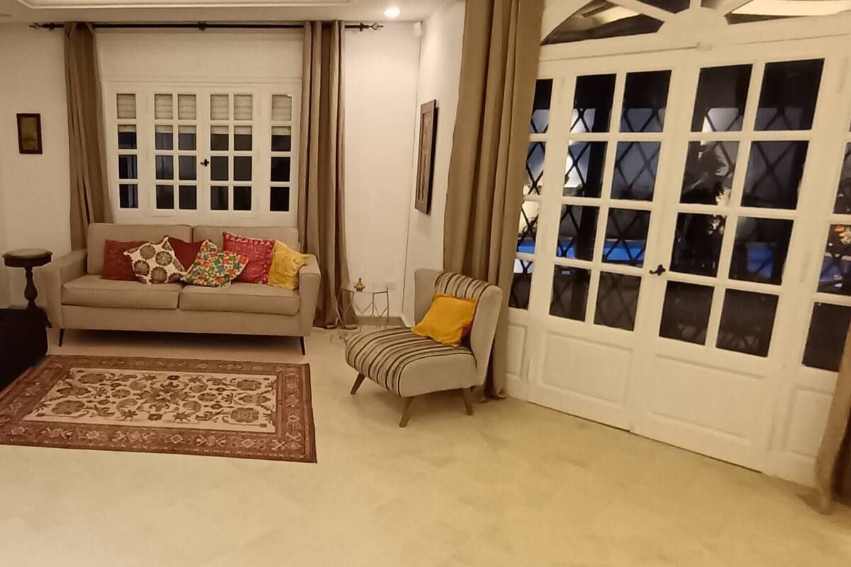 Vila, 4 quartos, acessível, para fumantes | Sala de estar