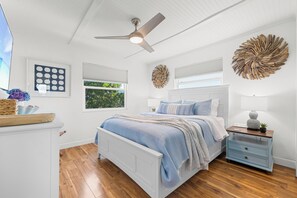 Room - Beep Bop Inn! 199 Steps to the Beach, Gulf Views, Pet Friendly (Indian Rocks Beach)