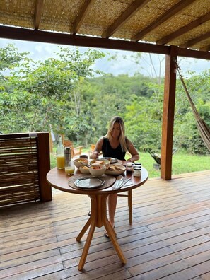 Free daily cooked-to-order breakfast  - Canto dos Pireneus Hospedaria (Pirenopolis)
