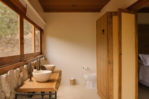 Classic-Suite, Balkon, Bergblick | Badezimmer