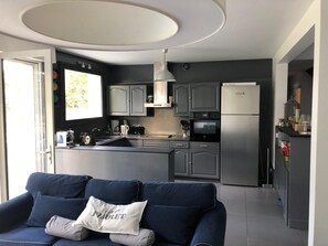 Living area - Family villa ideally located between the Bassin and the Ocean (Lège-Cap-Ferret)