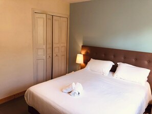 5 bedrooms, iron/ironing board, Internet, bed sheets - Family villa ideally located between the Bassin and the Ocean (Lège-Cap-Ferret)