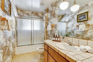 Shower, shampoo - Tahoe Cabin with Stone Fireplace, 2-Car Garage & Fenced Yard — Steps to the River (South Lake Tahoe)