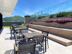 Apartment | Outdoor dining - Studio Shopping OKA Floripa - SOK239 (Florianópolis)