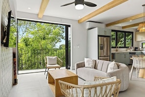 Living area - Agave Azul: 4BR Gem in Potrero w/Infinity Pool, Views and A/C & TV in every room (Provincia de Guanacaste)