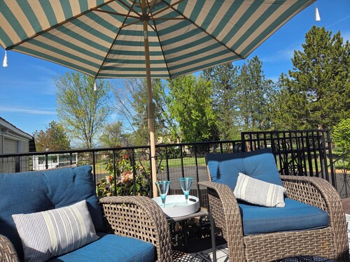 Prickly Pear Country Cottage - 4BR Farm Retreat Near Ashland & Wineries
