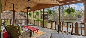 The Poet’s Hideaway: A Standalone Forest & Water Escape, Lake Mitchell, Clanton