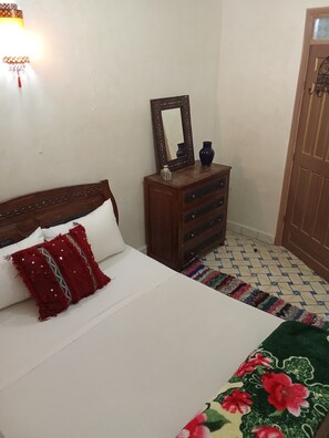2 bedrooms, iron/ironing board, Internet, bed sheets - 2-bedroom apartment (Marrakech)