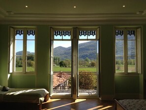 Family Triple Room, Balcony, Mountain View