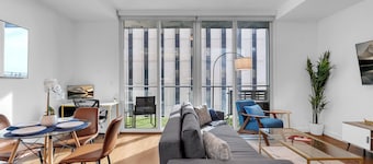 Meridia by Stylish Stays