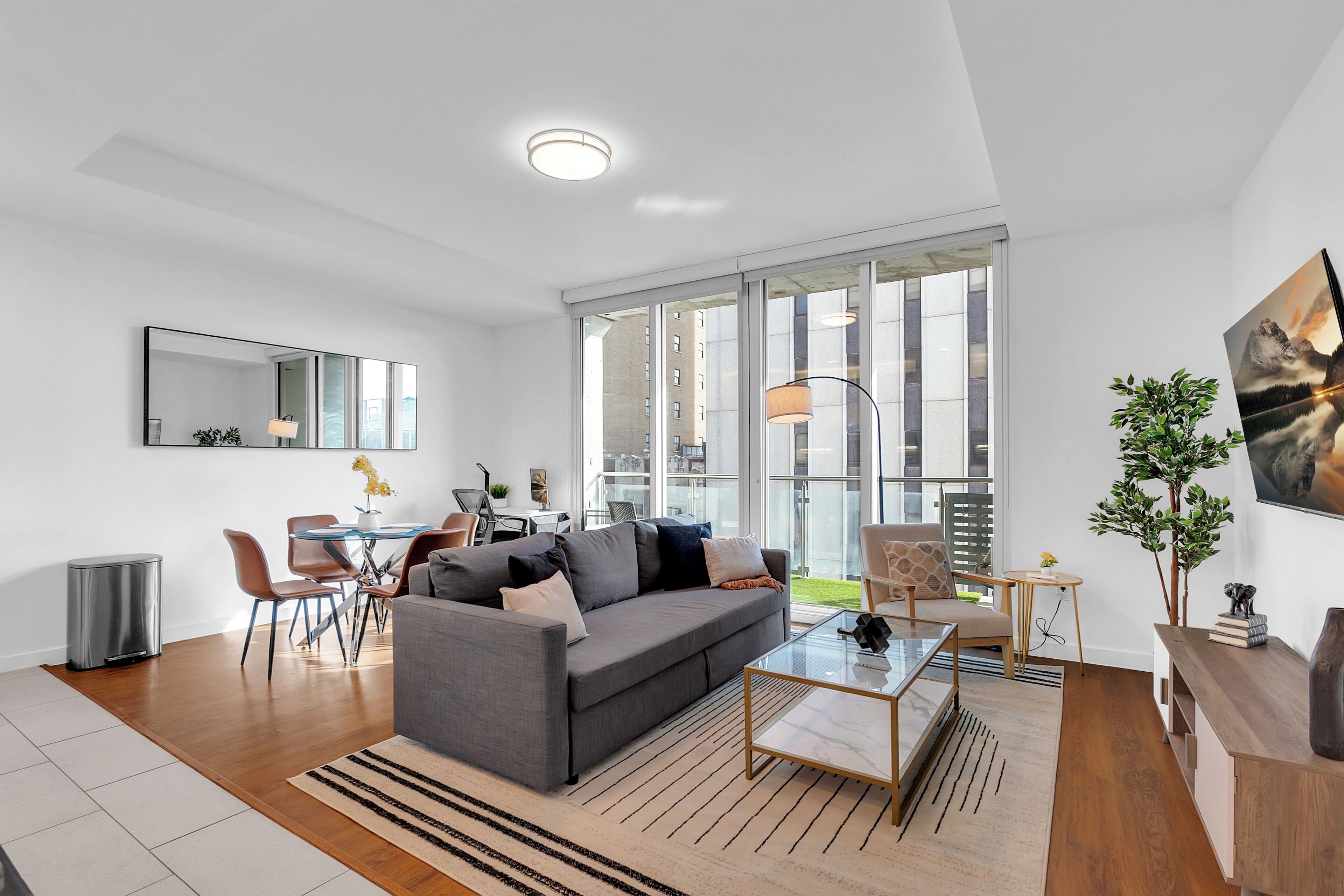 Apartment, 1 Queen Bed with Sofa bed, Non Smoking, Kitchenette | Living area