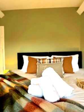 Room - Rossett Cottage | 2BR | Work & Leisure Stay (Rossett)