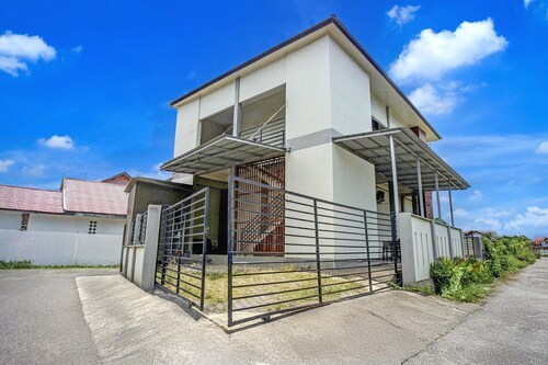 Cozy Double Escape W/ Free WiFi and Parking