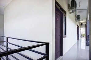 Interior - Cozy Double Escape W/ Free WiFi and Parking (Banda Aceh)