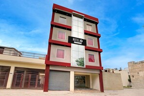 Exterior - Super 52 Chandigarh ISBT Hari Residency (Chandigarh)