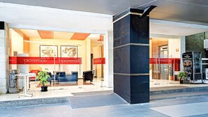 Unclassified image, 5 of 25, button - Luxury Triple Suite W/ Free WiFi and Parking (Bandung)