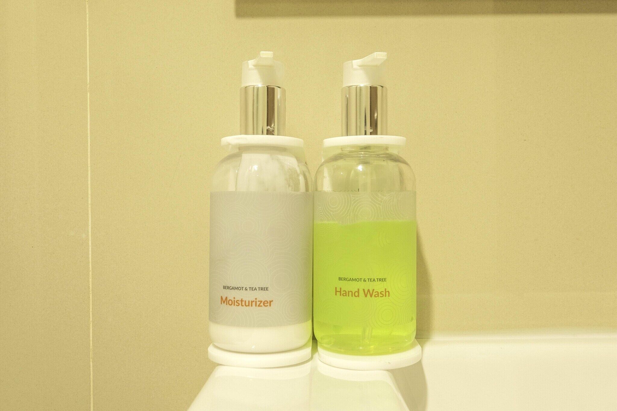 Bathroom amenities