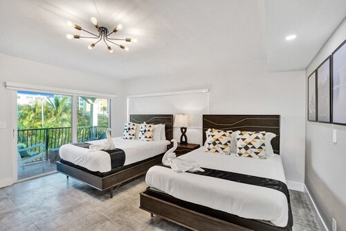 Beach Retreat Steps to Sand and Heated Pool