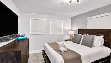 3 bedrooms, travel crib, WiFi, bed sheets
