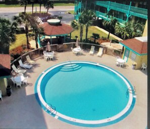 Pool - Cozy 2-bedroom condo in Gulf Shores with AC (Gulf Shores)