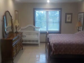 3 bedrooms, iron/ironing board, travel cot, WiFi
