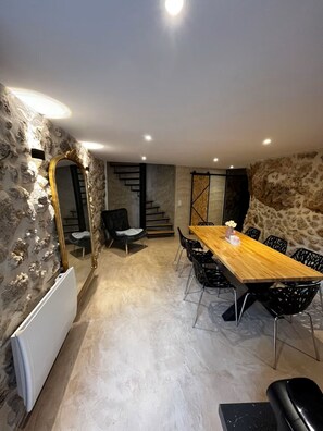 Dining - Villa Gloria (Tourtour)