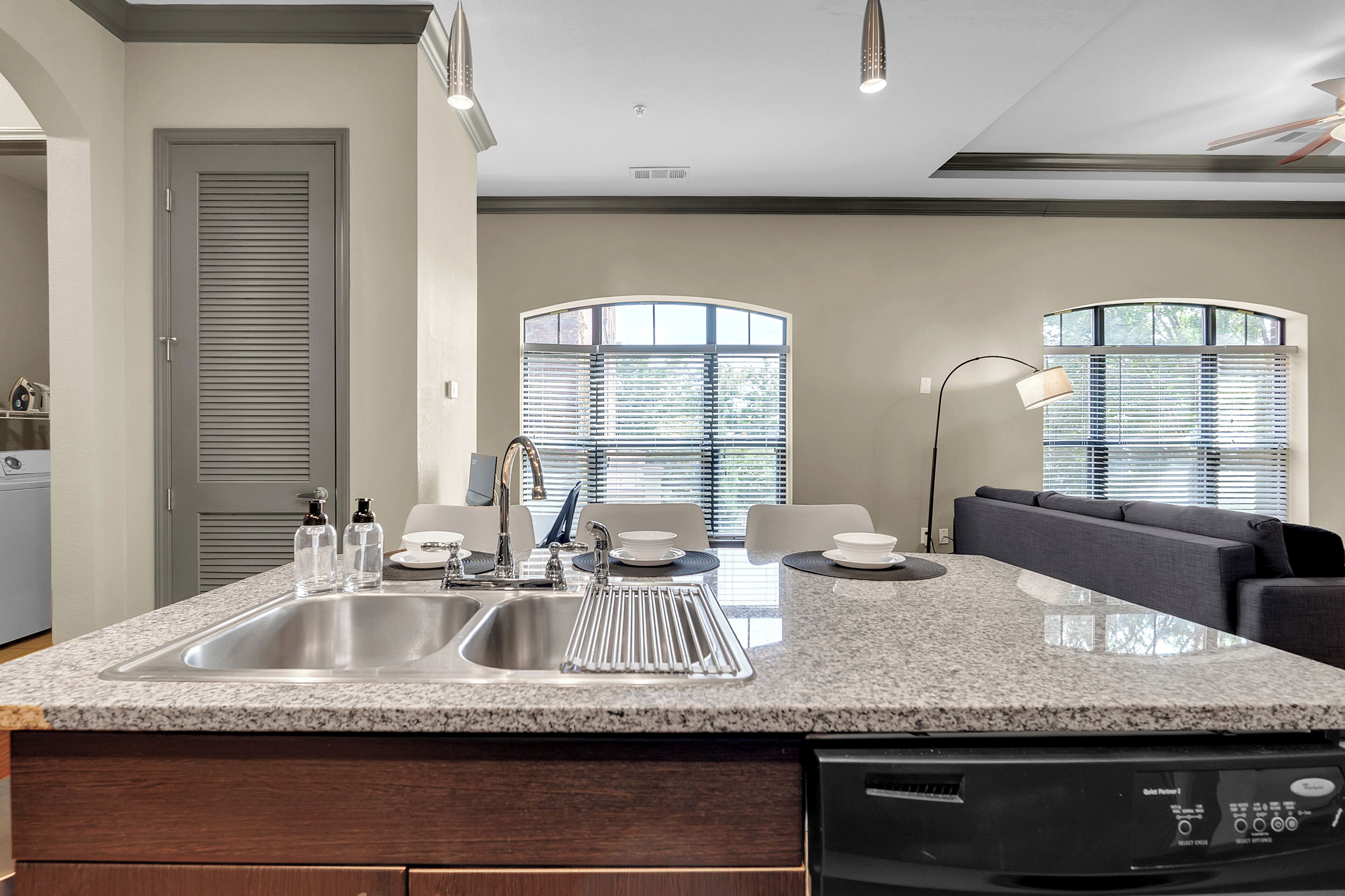 Apartment, Multiple Beds, Non Smoking, Pets allowed | Private kitchen