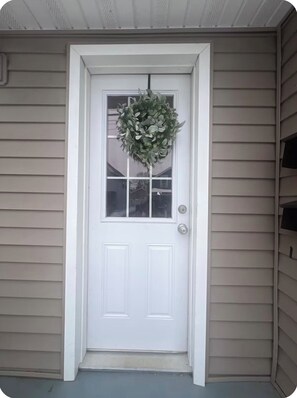 Exterior detail - Peaceful 2-bedroom apartment with AC in charming Pitman (Pitman)