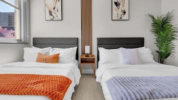 Apartment, 2 Bedrooms, Non Smoking, Kitchen | Desk, laptop workspace, blackout drapes, iron/ironing board