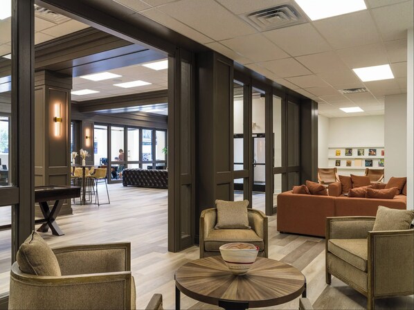 Lobby - Reunion by Stylish Stays (Tulsa)
