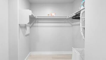 Apartment, 2 Bedrooms, Non Smoking, Kitchen | Interior