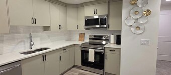 CobbleBrook Executive Suites; family Friendly