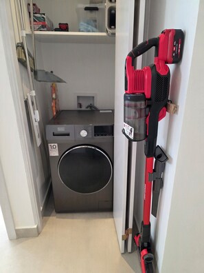 Interior - Aqua Esmeralda • Luxury Beachfront • Anguila 103 (Bayahíbe)