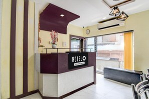 Lobby - Super Hotel O Serampore (Kolkata)