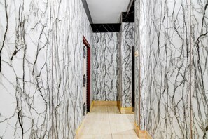 Interior - Super Hotel O Serampore (Kolkata)