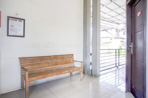 Interior - Luxury Deluxe DBL Retreat W/ Free WiFi and Parking (Banda Aceh)