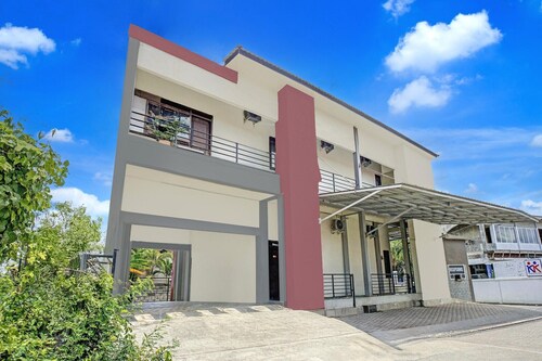 Luxury Deluxe DBL Retreat W/ Free WiFi and Parking