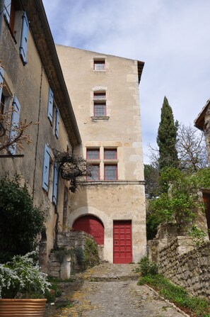 Exterior - Medieval house in the heart of Drôme Provençale (Le Poët-Laval)