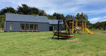 Fully equipped cabin in Chiloé, steps from the beach
