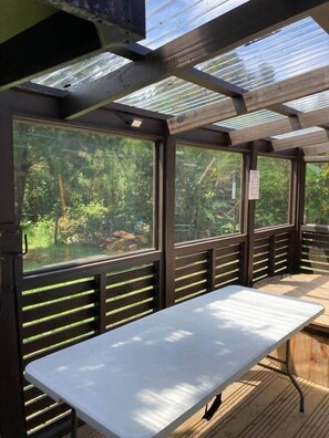 Dining - Fully equipped cabin in Chiloé, steps from the beach (Ancud)