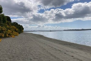 Beach - Fully equipped cabin in Chiloé, steps from the beach (Ancud)