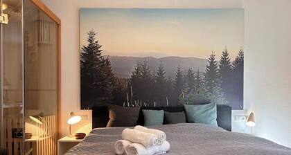 Cozy! Black Forest suite with private sauna & barefoot terrace on the edge of the field 冀