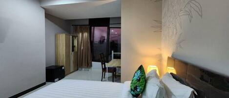 1 bedroom, free WiFi, bed sheets