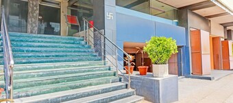 Super Kurnool Formerly Sai Priyanka Inn