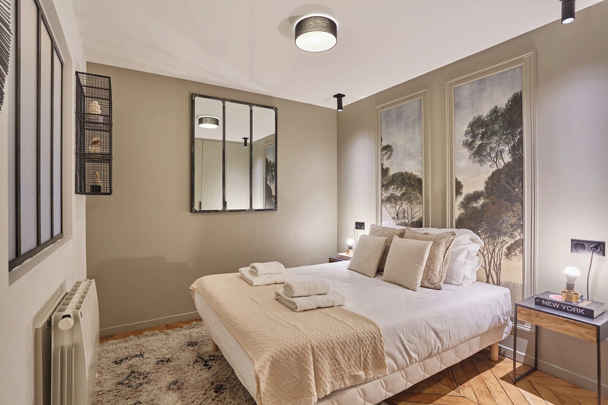 1 bedroom, desk, iron/ironing board, Internet