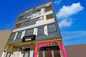 Exterior - Super Townhouse Taramandal (Gorakhpur)